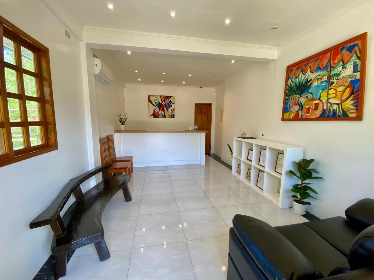 Strutz Art Garden Resort Bangued Exterior foto