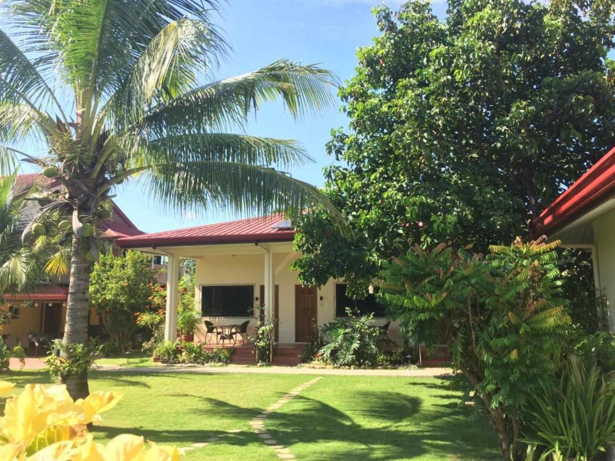 Strutz Art Garden Resort Bangued Exterior foto